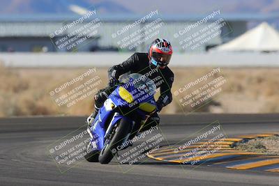 media/Dec-18-2022-SoCal Trackdays (Sun) [[8099a50955]]/Turn 4 (1pm)/